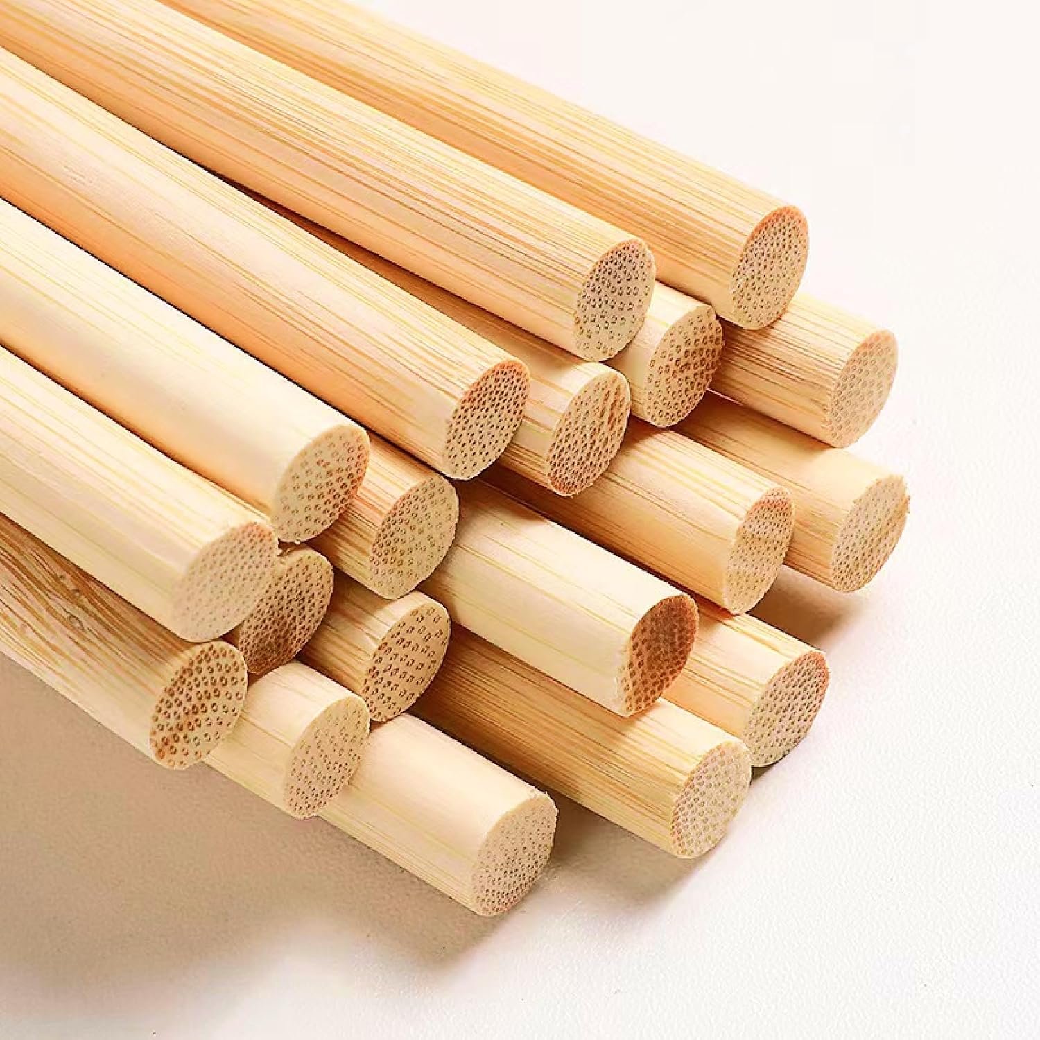 Dtmasao 1/4 x 17.5 Inch 25 PCS Dowel Rods Wood Sticks Wooden Dowel Rods – Unfinished Bamboo Sticks – for Crafts and DIYers